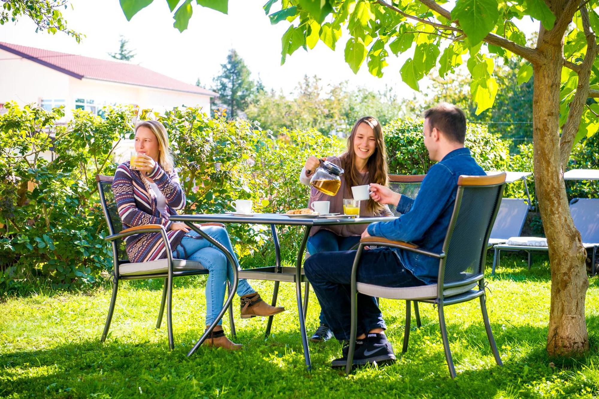 Zenja Apartments - Property With Cozy Garden & Free Private Parking Divača Εξωτερικό φωτογραφία