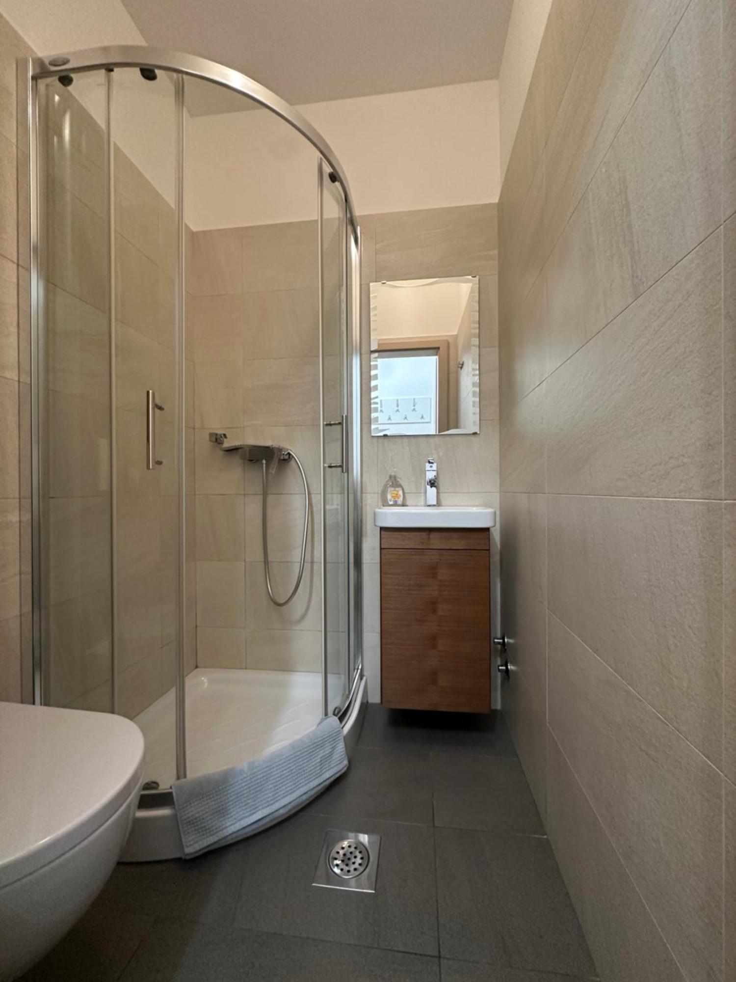 Zenja Apartments - Property With Cozy Garden & Free Private Parking Divača Δωμάτιο φωτογραφία